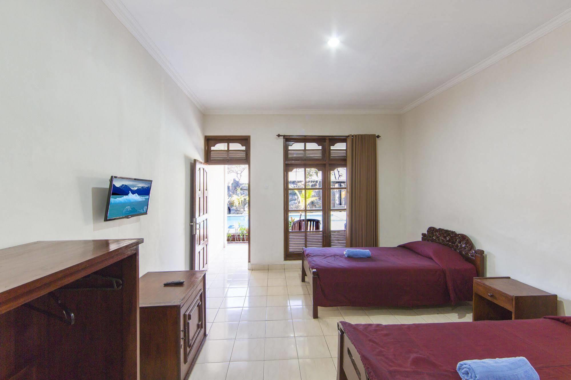 Hotel Surya Tropical Kuta Kuta Lombok Zewnętrze zdjęcie