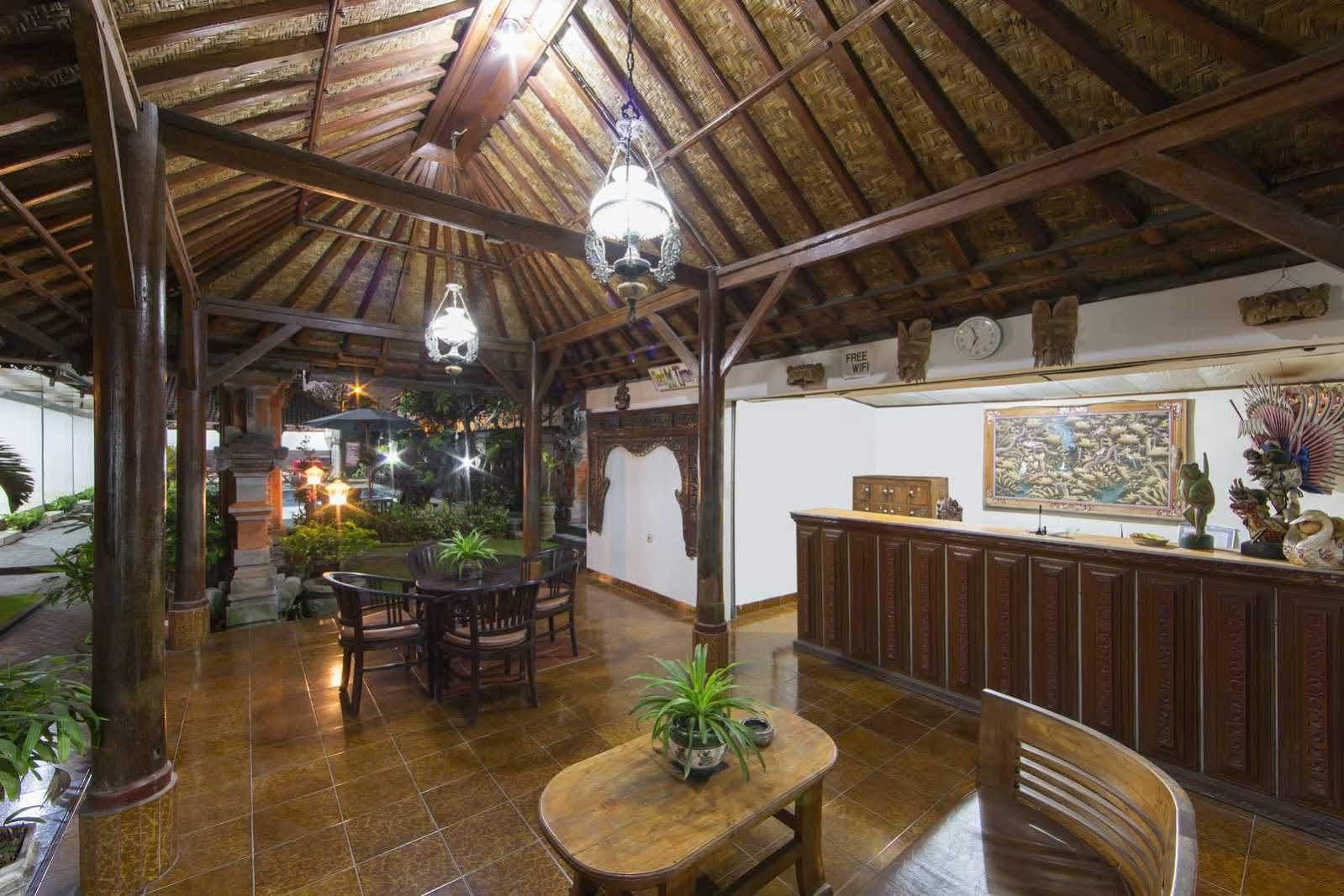 Hotel Surya Tropical Kuta Kuta Lombok Zewnętrze zdjęcie